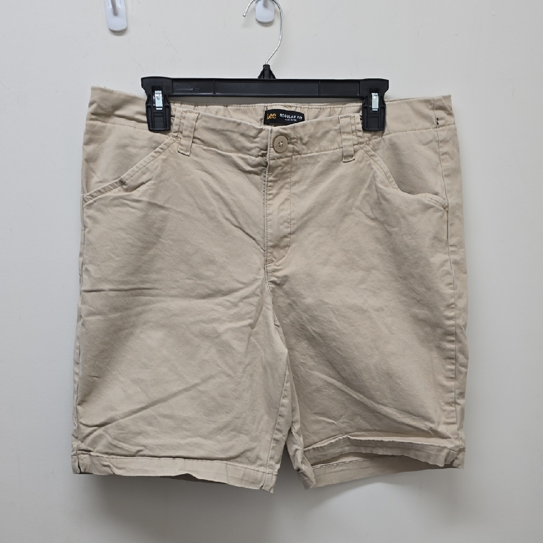 Lee Tan Regular Fit Mid-Rise Shorts - Size 16 Medium